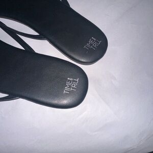 Time and Tru Classic Black Sandals